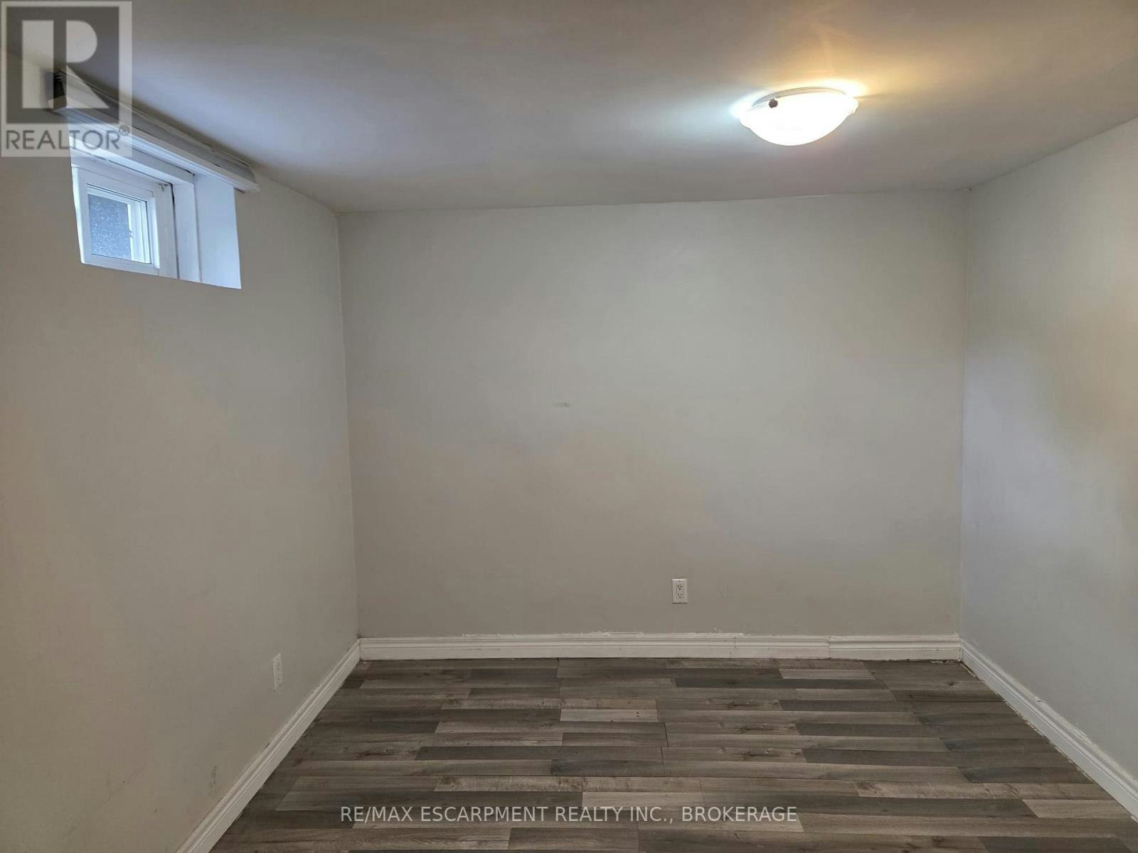 LOWER-32 Birchpark Drive, Grimsby, ON, L3M 4N1 - 12
