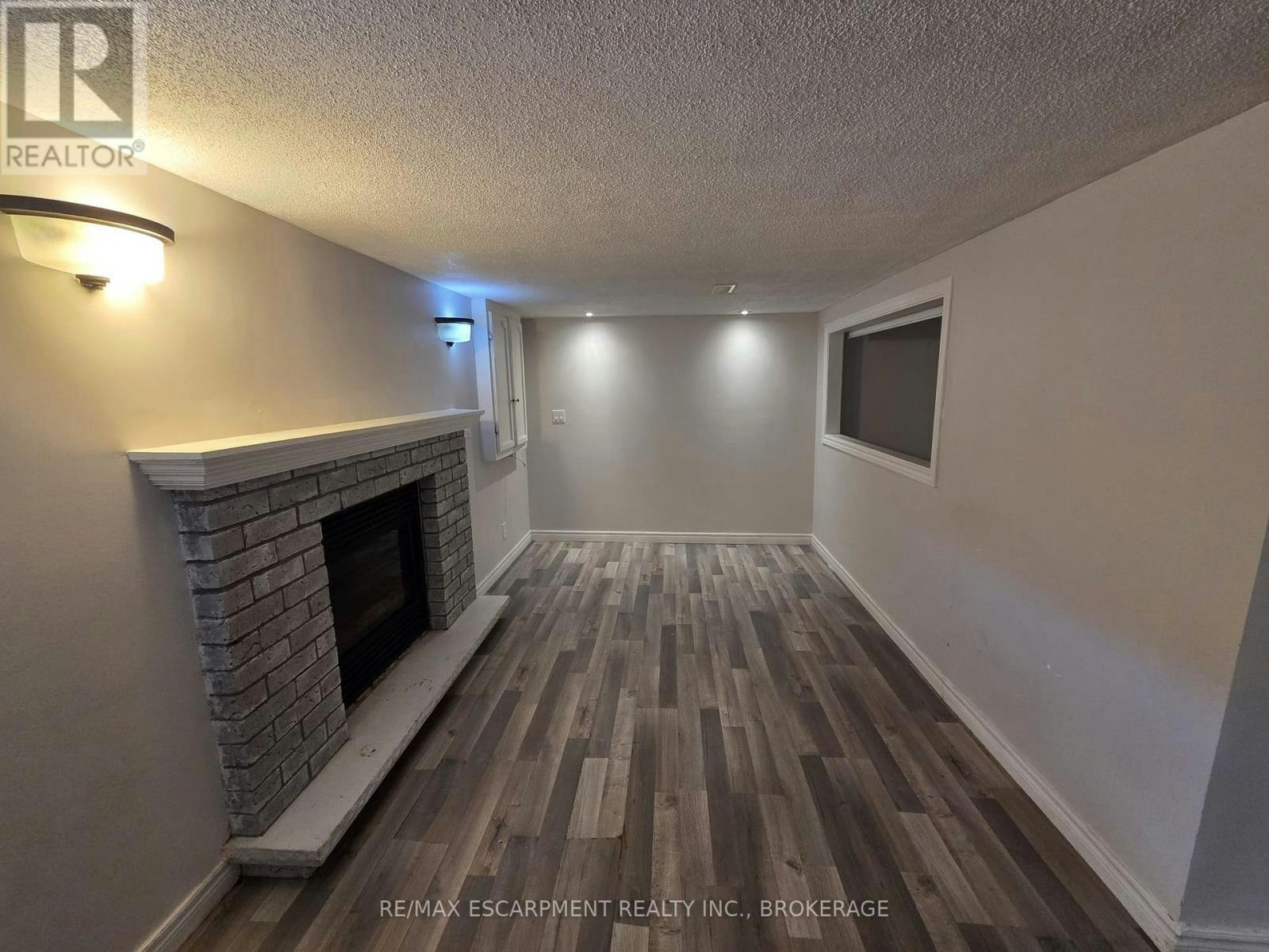 LOWER-32 Birchpark Drive, Grimsby, ON, L3M 4N1 - 4