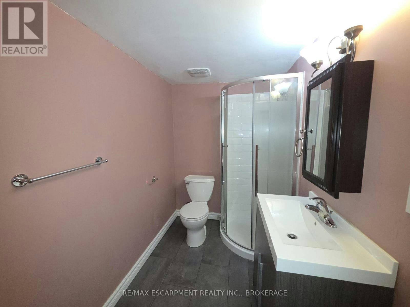 LOWER-32 Birchpark Drive, Grimsby, ON, L3M 4N1 - 14