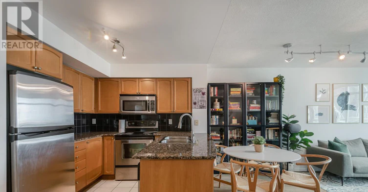 1110-231 Fort York Boulevard, Toronto, ON, M5V 1B2 - 8