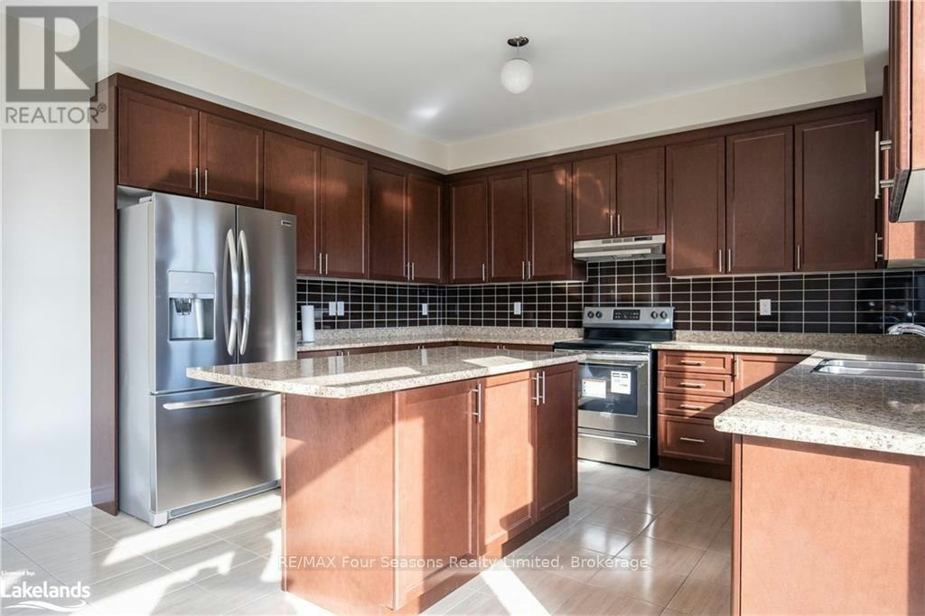 UPPER-90 Kirby Avenue, Collingwood, ON, L9Y 5H5 - 9