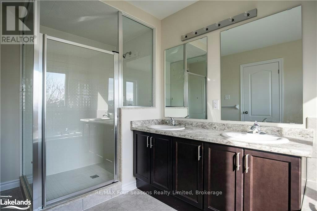 UPPER-90 Kirby Avenue, Collingwood, ON, L9Y 5H5 - 29