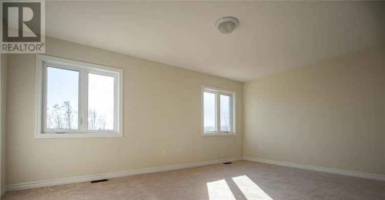 UPPER-90 Kirby Avenue, Collingwood, ON, L9Y 5H5 - 24