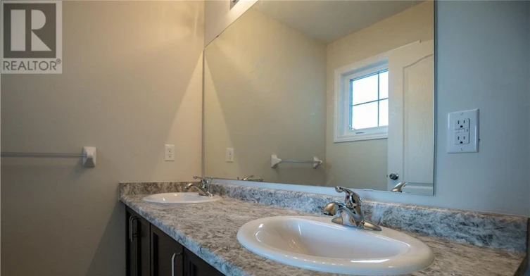 UPPER-90 Kirby Avenue, Collingwood, ON, L9Y 5H5 - 30