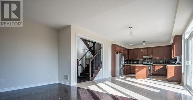 UPPER-90 Kirby Avenue, Collingwood, ON, L9Y 5H5 - 7