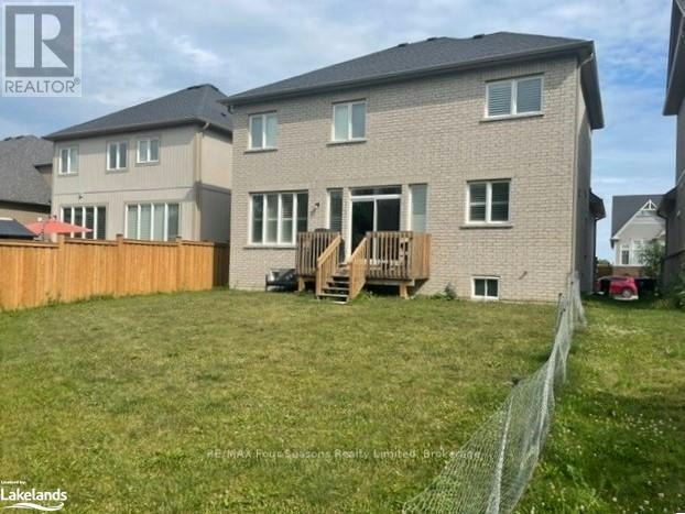 UPPER-90 Kirby Avenue, Collingwood, ON, L9Y 5H5 - 2