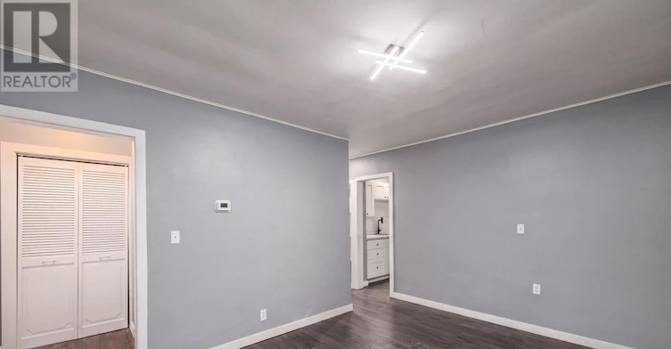 701 5th Street E, Owen Sound, ON, N4K 1E4 - 4