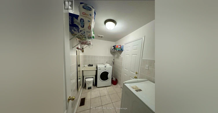 UPPER-22 Waterdale Road, Brampton, ON, L7A 1S3 - 9