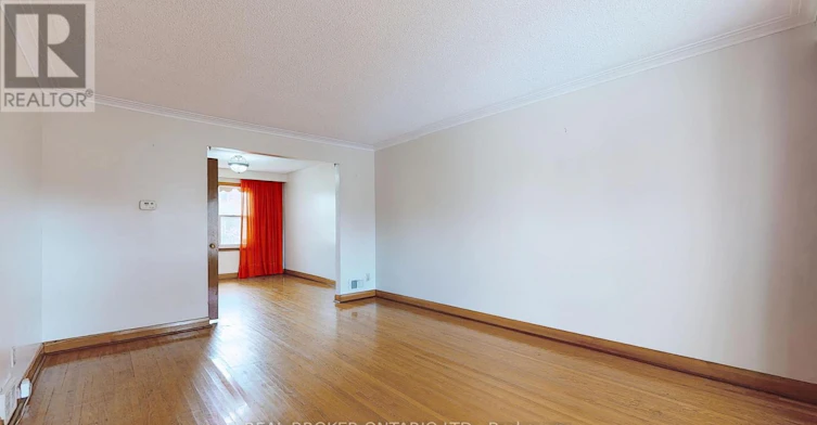 3241 Dufferin Street, Toronto, ON, M6A 2T2 - 7