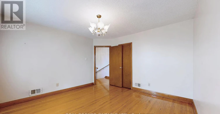 3241 Dufferin Street, Toronto, ON, M6A 2T2 - 19