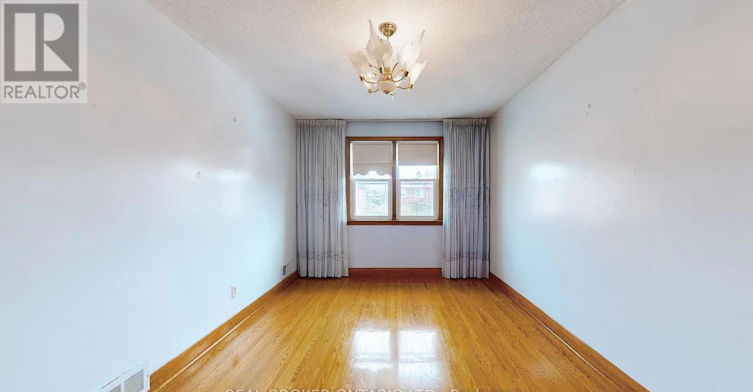 3241 Dufferin Street, Toronto, ON, M6A 2T2 - 20
