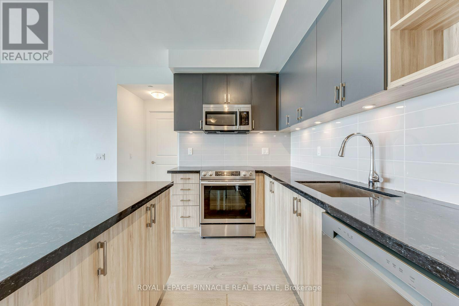 1702-4677 Glen Erin Drive, Mississauga, ON, L5M 2E3 - 8