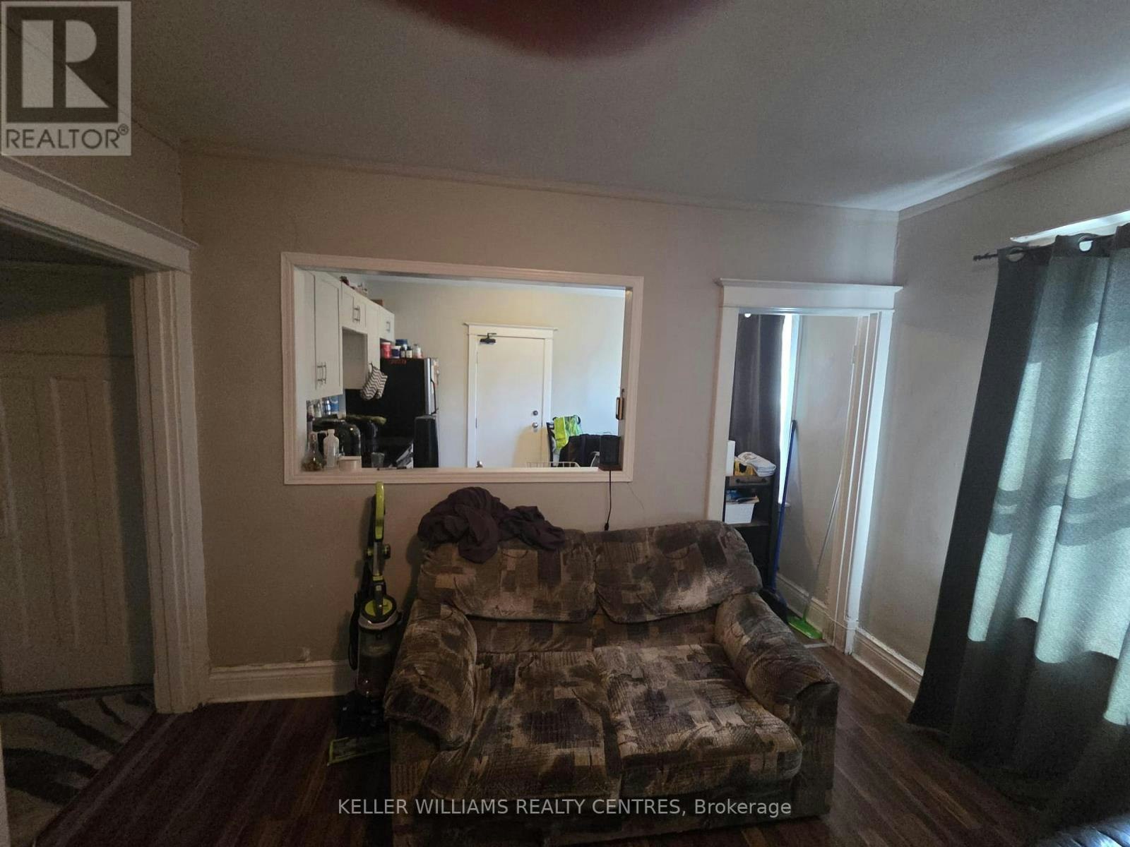 4-991 Main Street E, Hamilton, ON, L8M 1N3 - 6