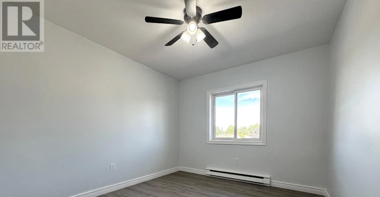323-72 Main Street E, Port Colborne, ON, L3K 5Z8 - 14