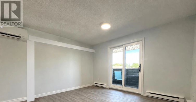 323-72 Main Street E, Port Colborne, ON, L3K 5Z8 - 9
