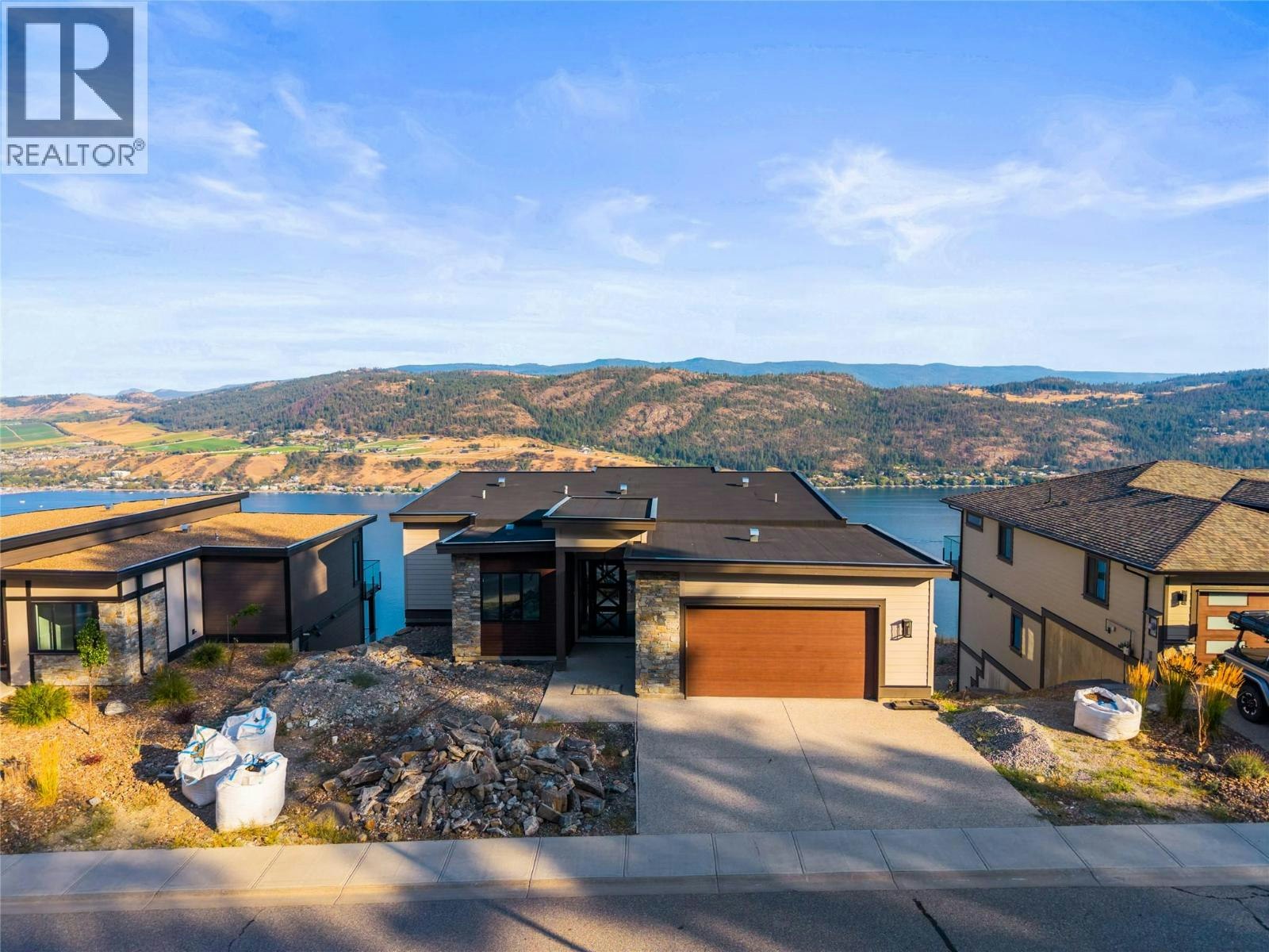 8940 Tavistock Road, Vernon, BC, V1H 2L4