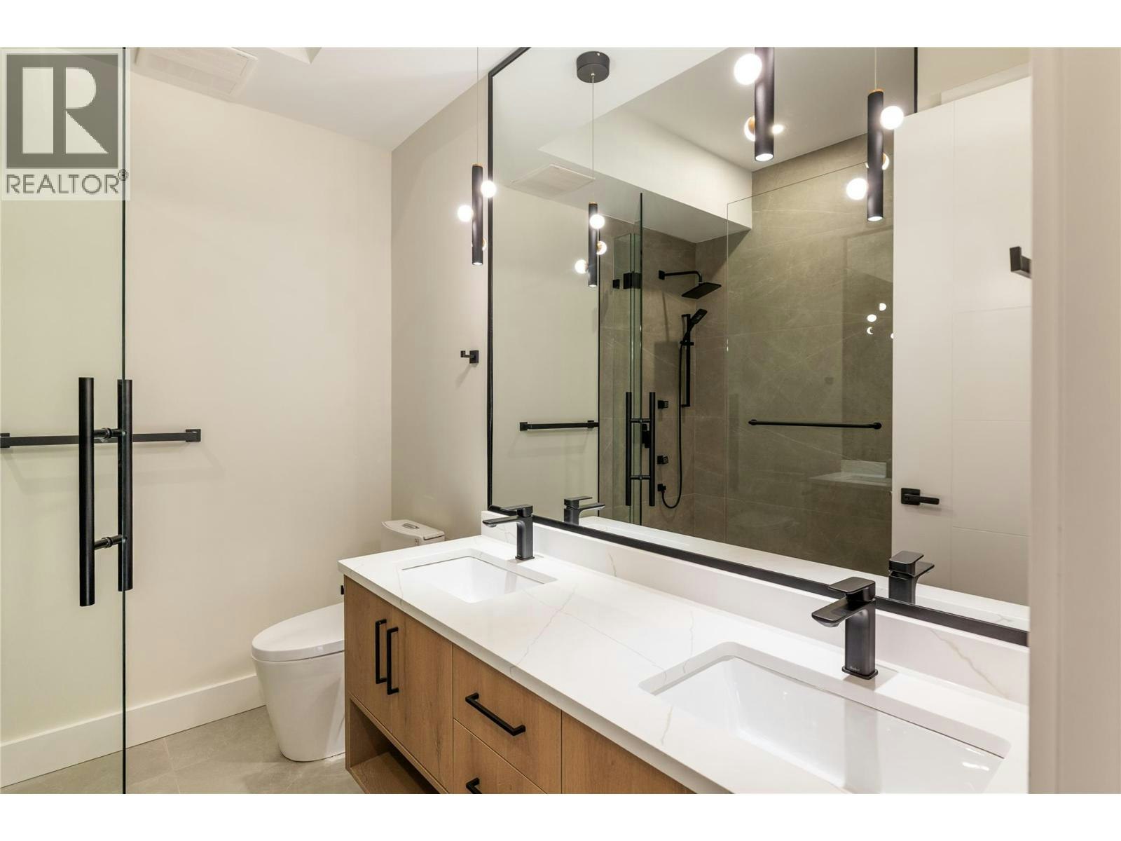 979 Loseth Drive, Kelowna, BC, V1P 0A8 - 49