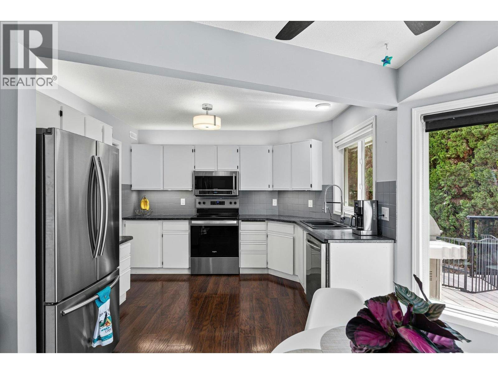 3418 Mariposa Court, Kelowna, BC, V1W 2S9 - 11
