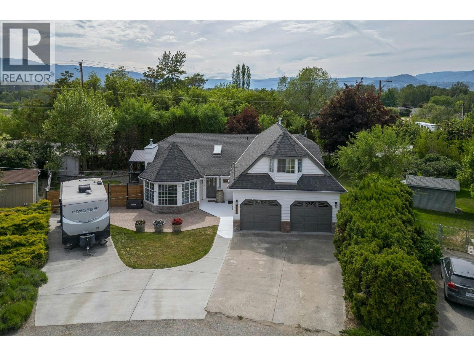 3418 Mariposa Court, Kelowna, BC, V1W 2S9