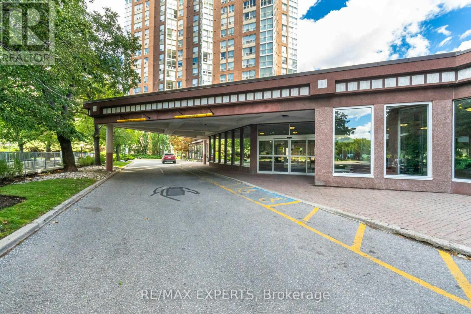 3610-7 Concorde Place, Toronto, ON, M3C 3N4 - 3