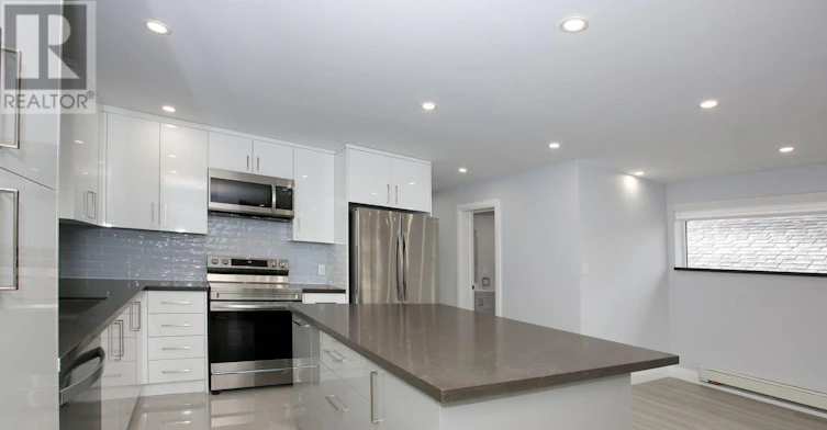 A-177 Robina Avenue, Toronto, ON, M6C 3Y8 - 6