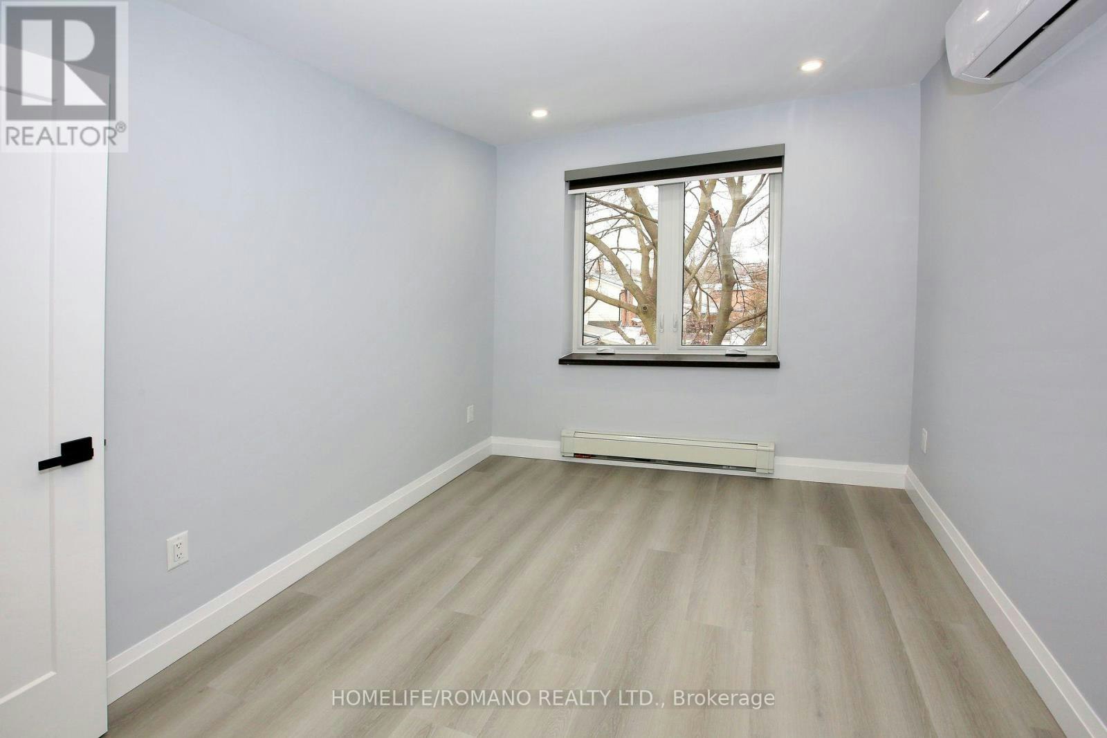 A-177 Robina Avenue, Toronto, ON, M6C 3Y8 - 11