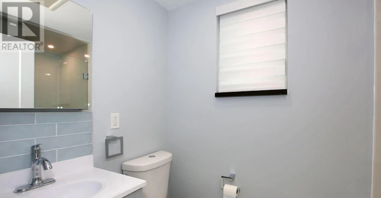 A-177 Robina Avenue, Toronto, ON, M6C 3Y8 - 8
