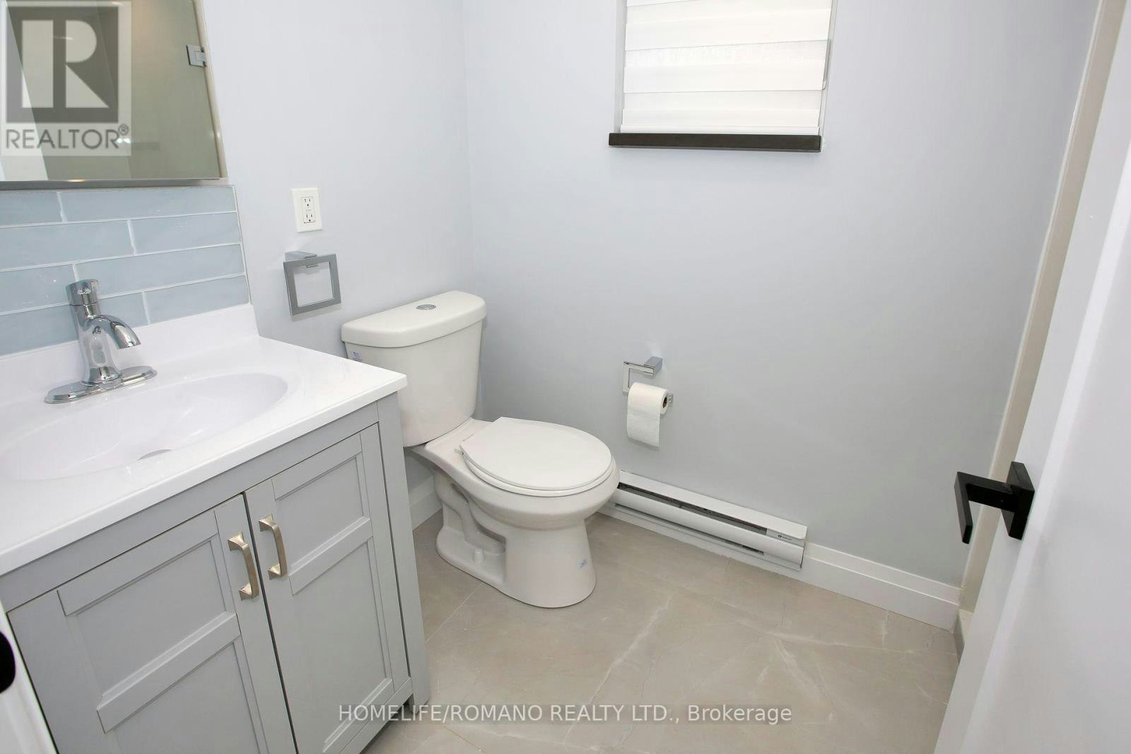 A-177 Robina Avenue, Toronto, ON, M6C 3Y8 - 9