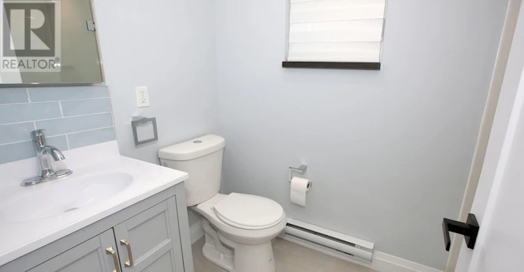 A-177 Robina Avenue, Toronto, ON, M6C 3Y8 - 9