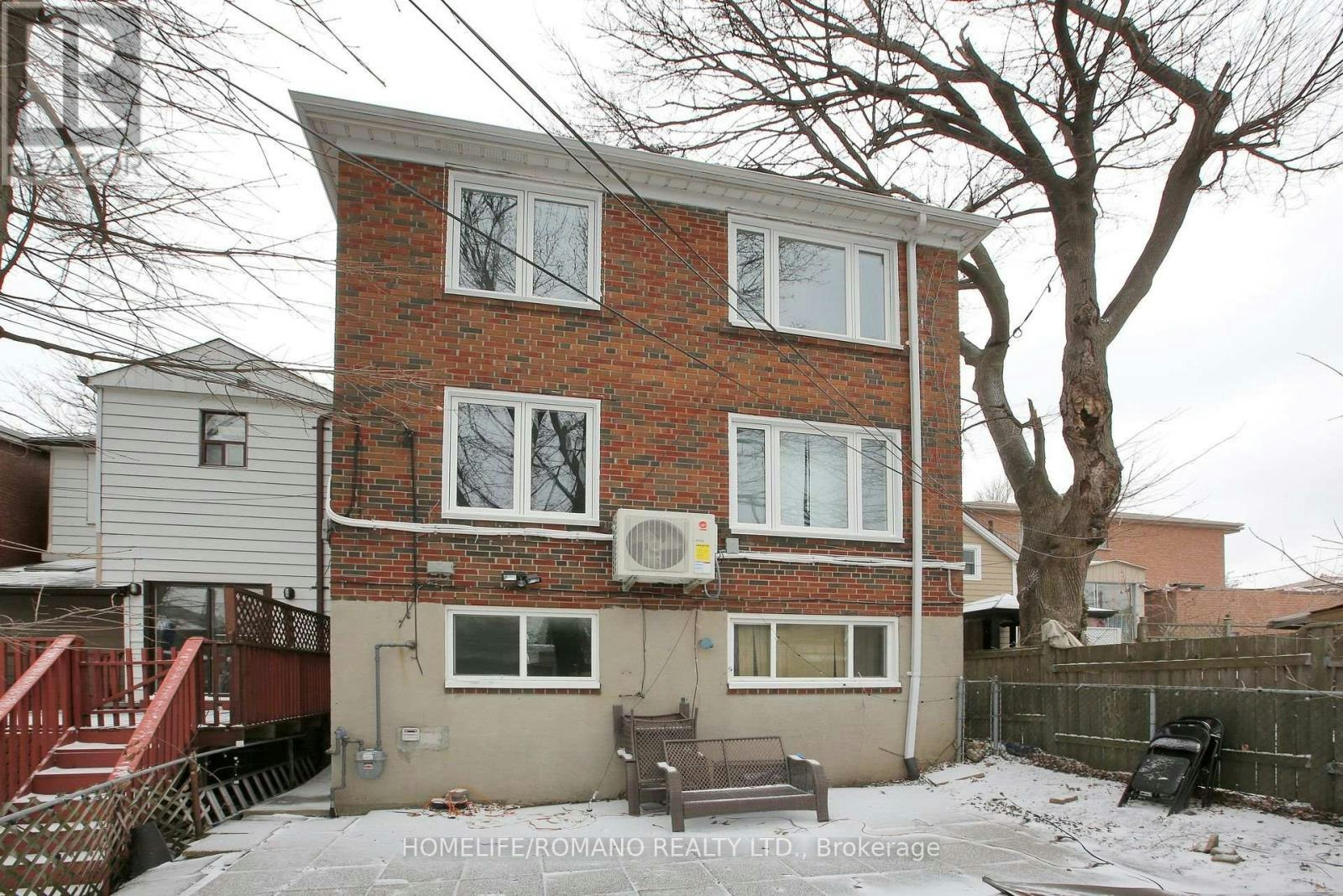 A-177 Robina Avenue, Toronto, ON, M6C 3Y8 - 15