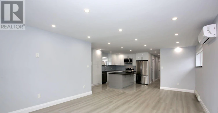 A-177 Robina Avenue, Toronto, ON, M6C 3Y8 - 4