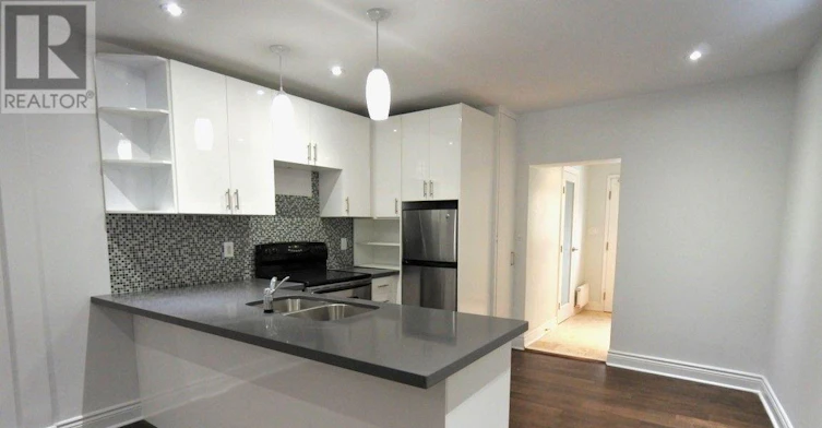 MAIN-22 Rusholme Park Crescent, Toronto, ON, M6J 2C9 - 3