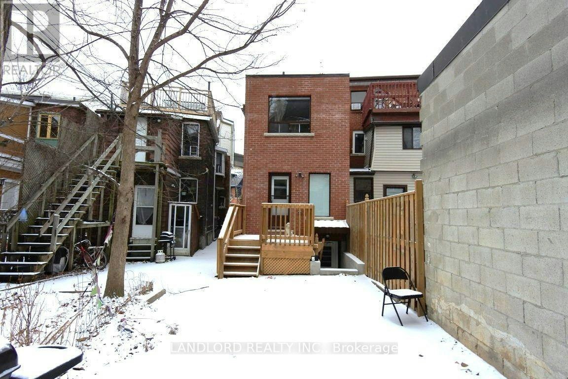 MAIN-22 Rusholme Park Crescent, Toronto, ON, M6J 2C9 - 16