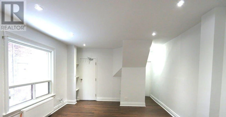 MAIN-22 Rusholme Park Crescent, Toronto, ON, M6J 2C9 - 8