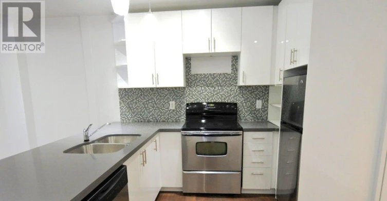MAIN-22 Rusholme Park Crescent, Toronto, ON, M6J 2C9 - 5