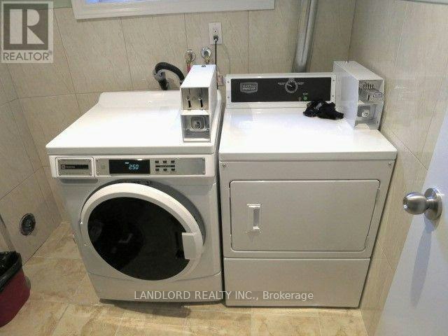 MAIN-22 Rusholme Park Crescent, Toronto, ON, M6J 2C9 - 12