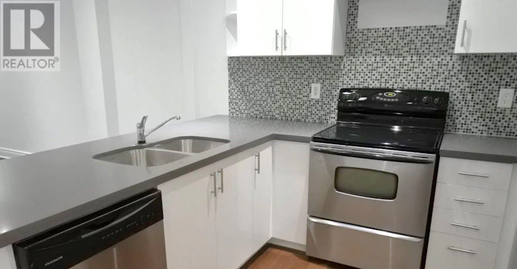 MAIN-22 Rusholme Park Crescent, Toronto, ON, M6J 2C9 - 6