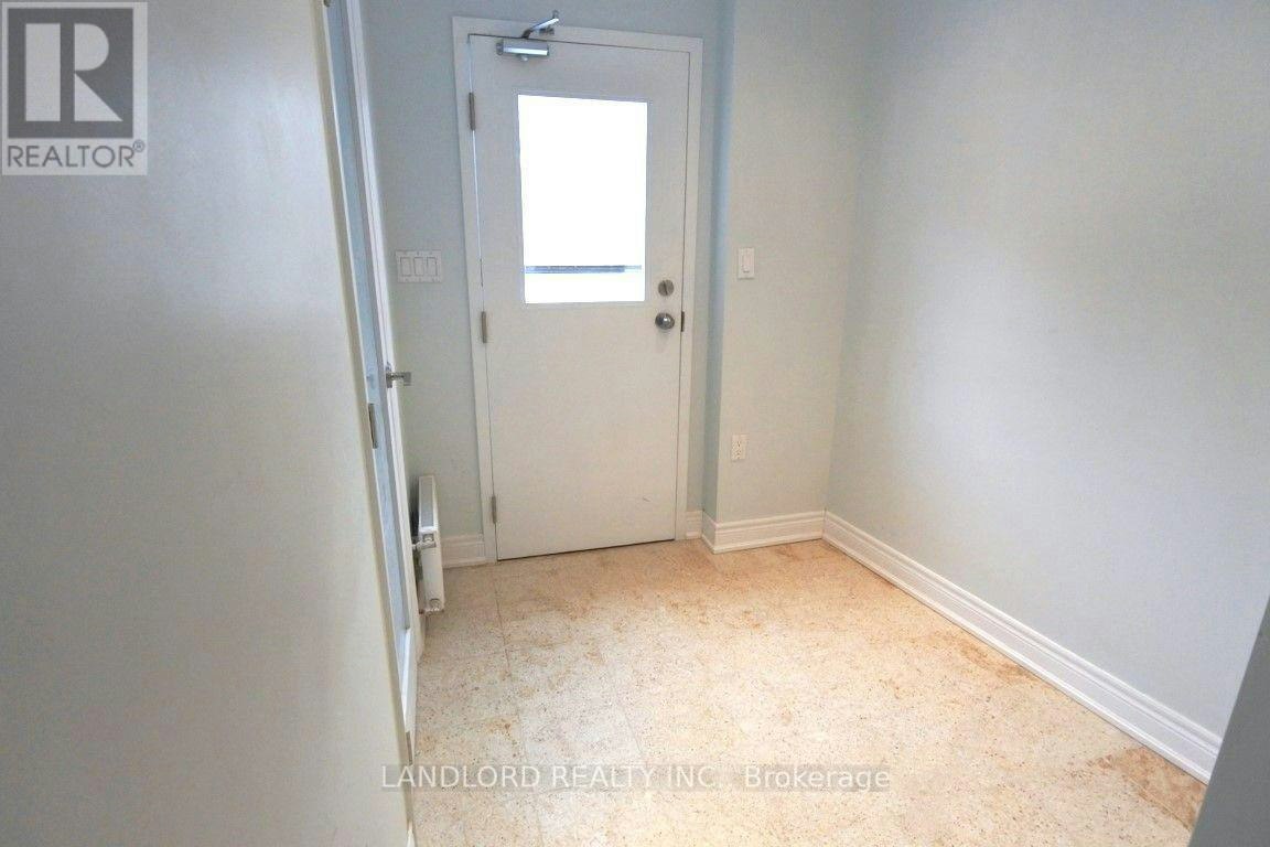 MAIN-22 Rusholme Park Crescent, Toronto, ON, M6J 2C9 - 11