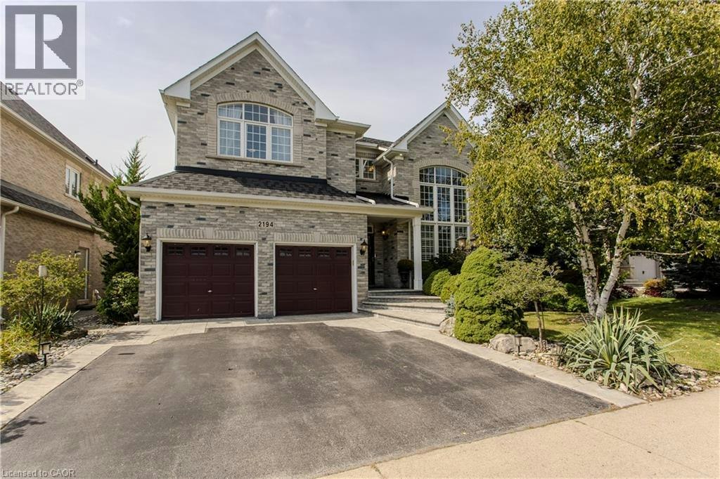 2194 Berwick Drive, Burlington, ON, L7M 5C3