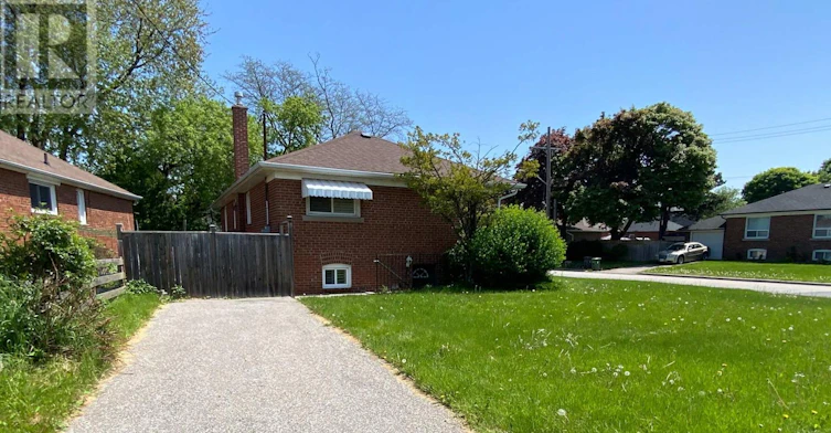 A-BSMT 2 Bdrm Kellyvale Road, Toronto, ON, M1R 3M3 - 3