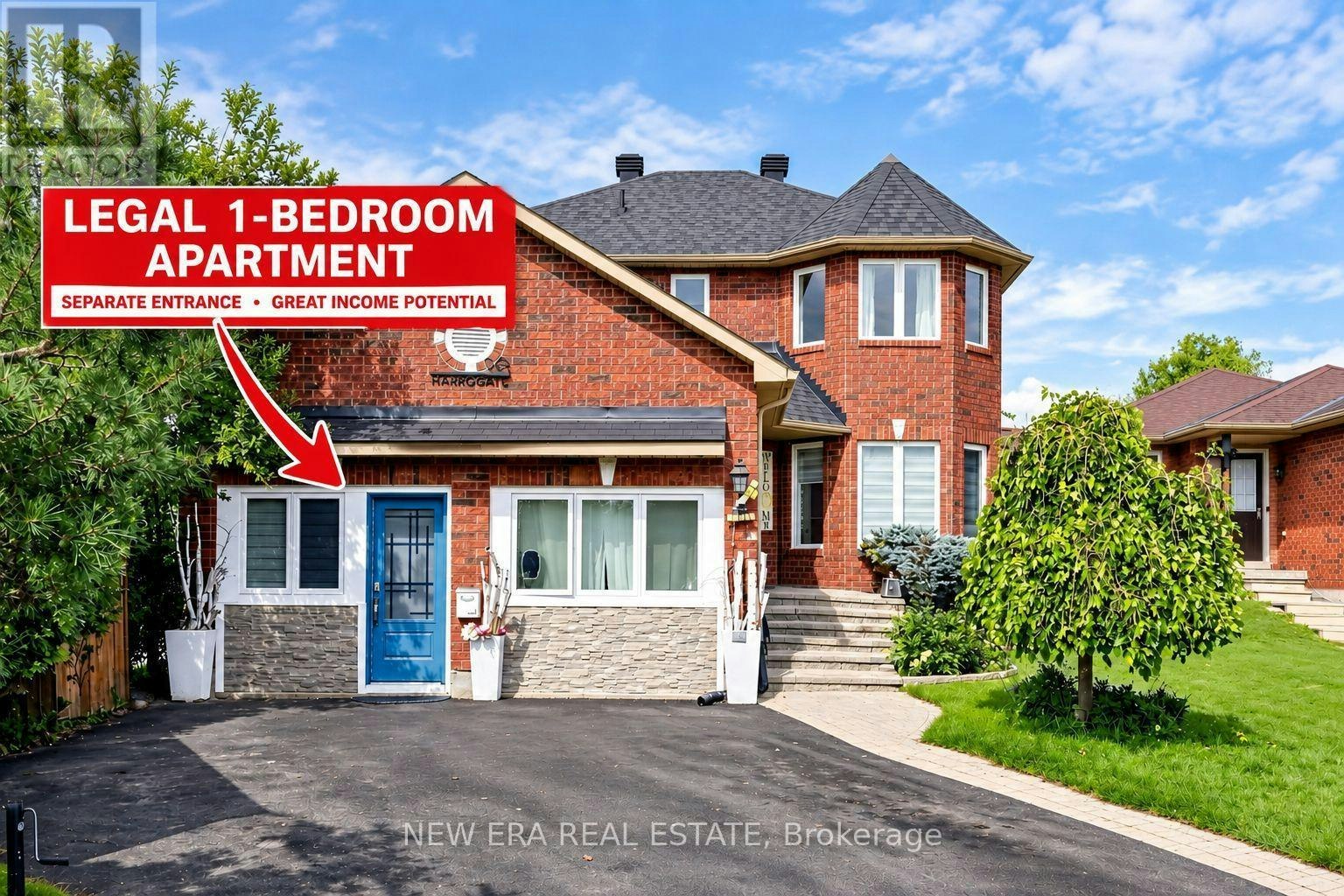 30 Harrogate Court, Barrie, ON, L4M 0B9