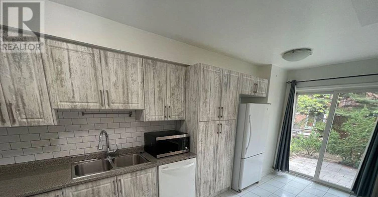 6-10 Cherrytree Drive, Brampton, ON, L6Y 5E9 - 13