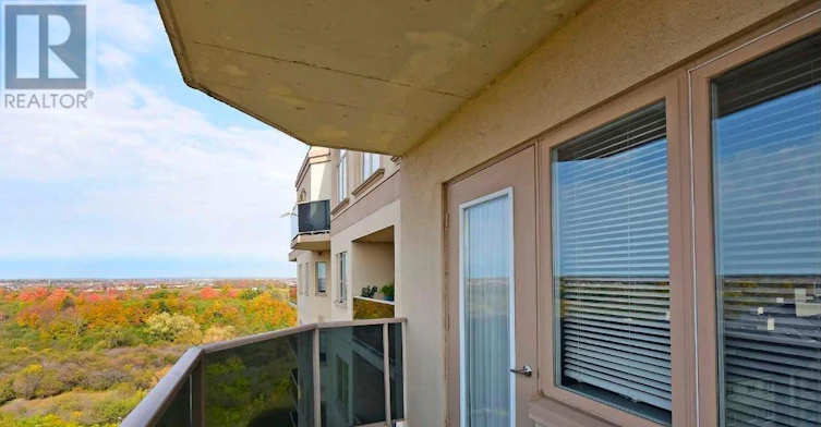 803-10 Dayspring Circle, Brampton, ON, L6P 1B9 - 11