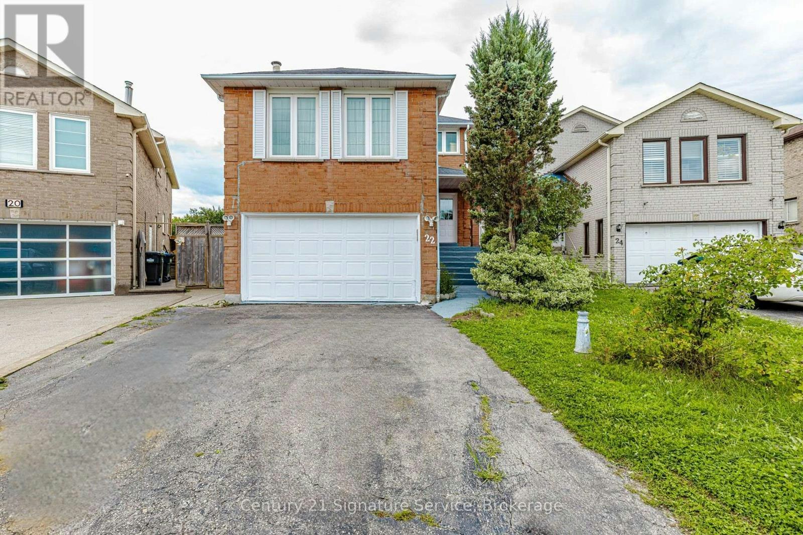 22 Merganser Crescent, Brampton, ON, L6W 4E8