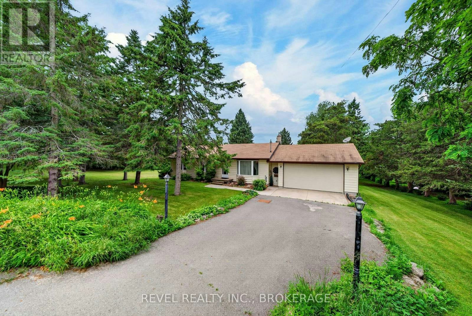 4453 Latimer Road, South Frontenac, ON, K0H 1X0