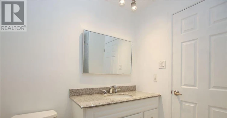 121 Erin Crescent, Ottawa, ON, K1V 9Z3 - 22