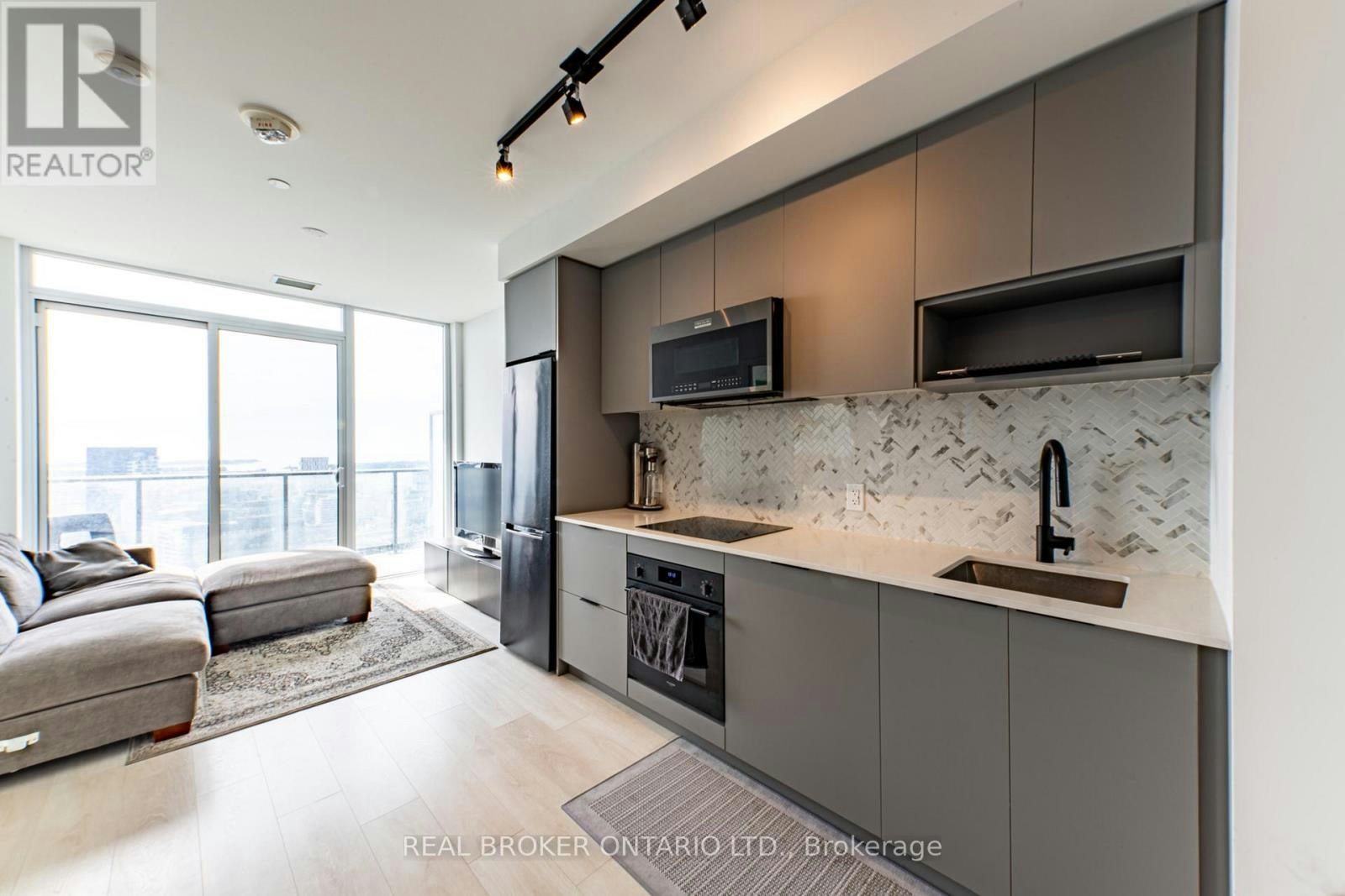 3103-5 Defries Street, Toronto, ON, M5A 0W7 - 6