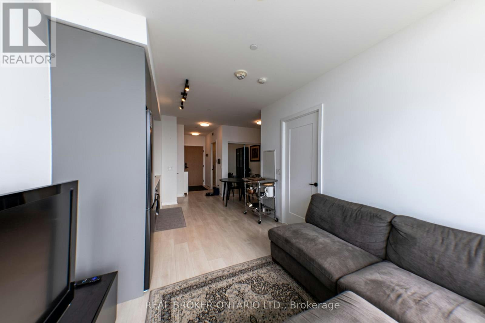 3103-5 Defries Street, Toronto, ON, M5A 0W7 - 9