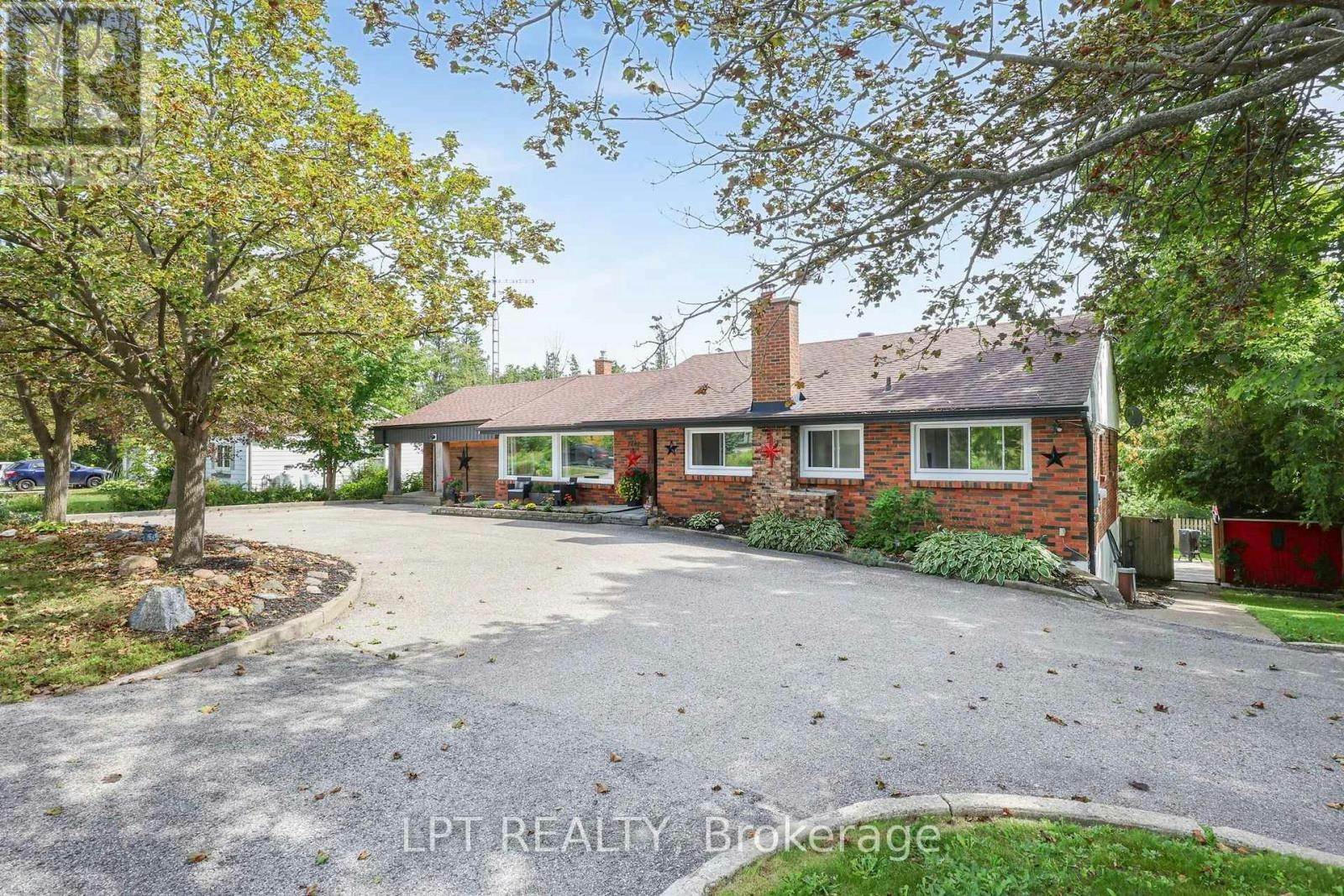 2447 Ridge Road W, Oro-Medonte, ON, L0L 2L0