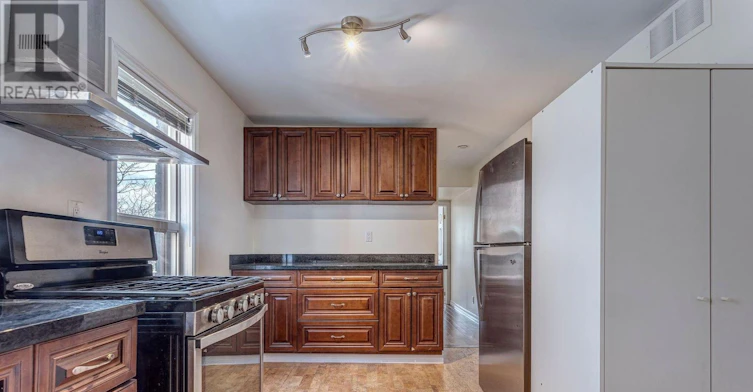 2-2976 Lake Shore Boulevard W, Toronto, ON, M8V 1J9